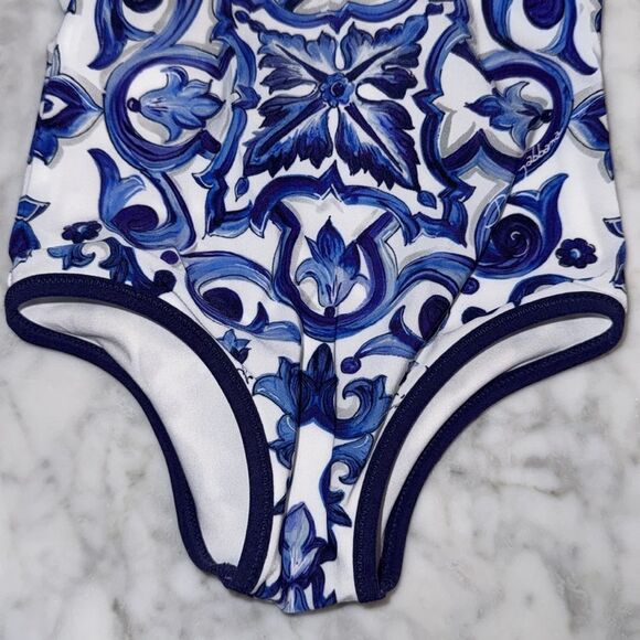 NWOT DOLCE & GABANA BABY MAJOLICA- PRINT ONE PIECE SWIMSUIT 3/6M - Picture 7 of 11